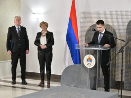 ОТВОРЕНА ИЗЛОЖБА О СРПСКОЈ КУЛТУРНОЈ БАШТИНИ НА КОСОВУ И МЕТОХИЈИ