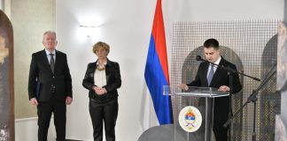 ОТВОРЕНА ИЗЛОЖБА О СРПСКОЈ КУЛТУРНОЈ БАШТИНИ НА КОСОВУ И МЕТОХИЈИ