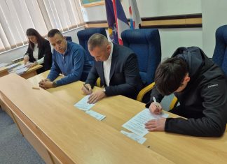 ПАЛЕ- Стипендије за 91 студента