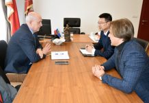 КУЛИЋ И ВАНГ О САРАДЊИ У НАУЧНО-ИСТРАЖИВАЧКОМ РАДУ