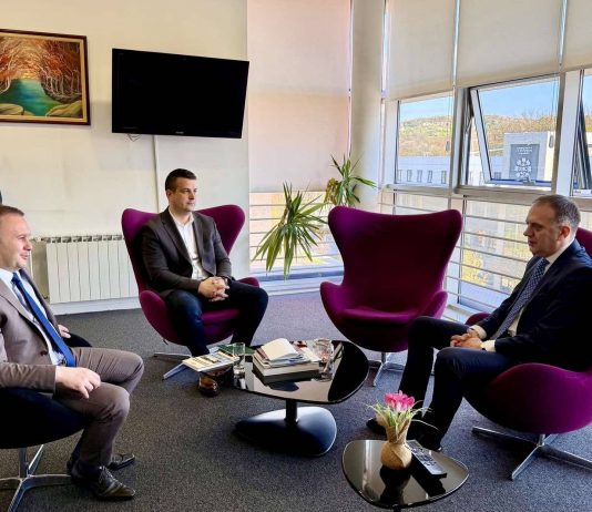 ЋОСИЋ И РАЧИЋ О АКТИВНИЈЕМ УКЉУЧИВАЊУ ПРИВРЕДНИКА У ДОНОШЕЊЕ ОДЛУКА