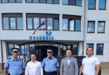 ЋОСИЋ УРУЧИО НОВО ВОЗИЛО ПОЛИЦИЈСКОЈ СТАНИЦИ СОКОЛАЦ