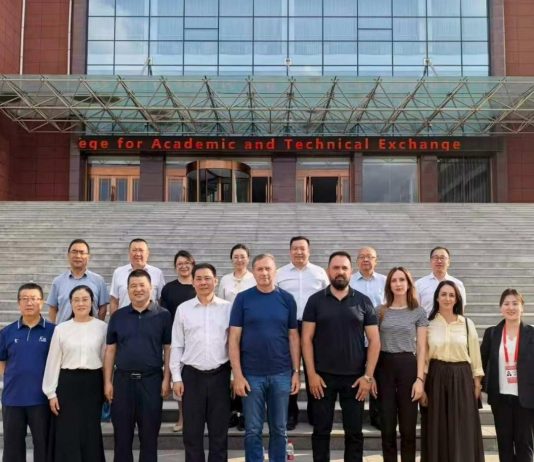 ДЕЛЕГАЦИЈА ИСТОЧНОГ САРАЈЕВА ПОСЈЕТИЛА НИЗ КИНЕСКИХ КОМПАНИЈА