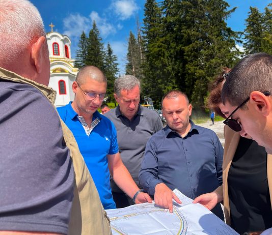 ПОЧЕЛА РЕКОНСТРУКЦИЈА ПУТНЕ ДИОНИЦЕ ОД ПОЉИЦА ДО НАСЕЉА ШАТОР НА ЈАХОРИНИ