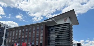 ЈАВНИ ПОЗИВ ЗА ДОДЈЕЛУ НАГРАДА И ПРИЗНАЊА ПОВОДОМ СЛАВЕ ГРАДА ИСТОЧНО САРАЈЕВО